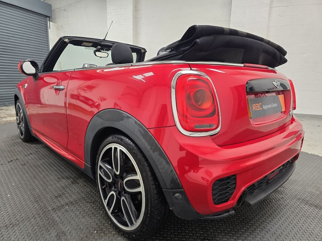 Used MINI Convertible 2016 for sale - 77571565: Photo 11