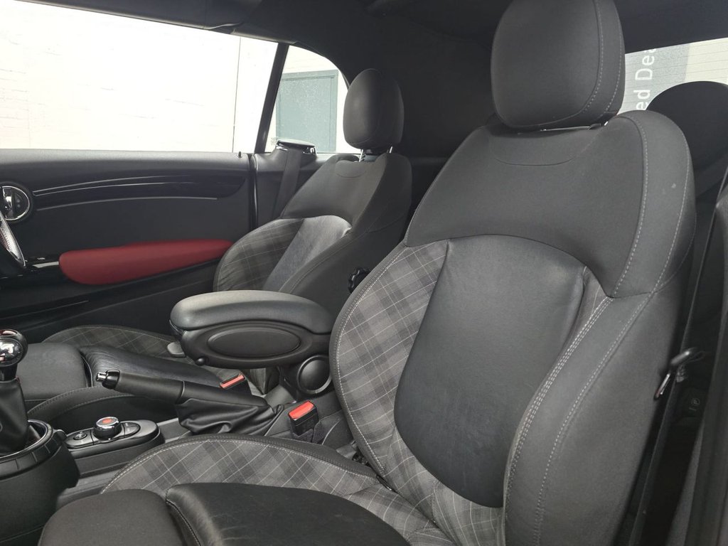 Used MINI Convertible 2016 for sale - 77571565: Photo 21