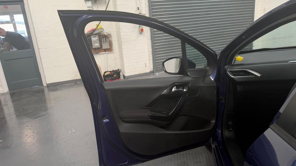 Used Peugeot 208 2013 for sale - 78167297: Photo 19