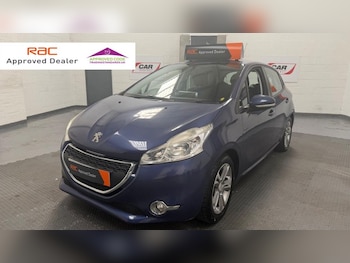 Used Peugeot 208 2013 for sale - 78167297: Photo