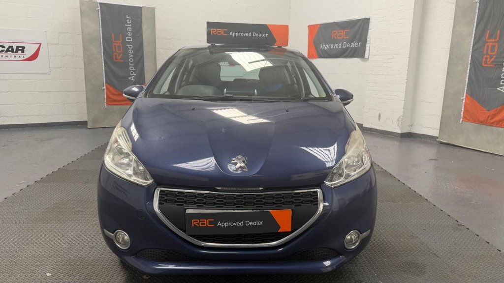 Used Peugeot 208 2013 for sale - 78167297: Photo 2