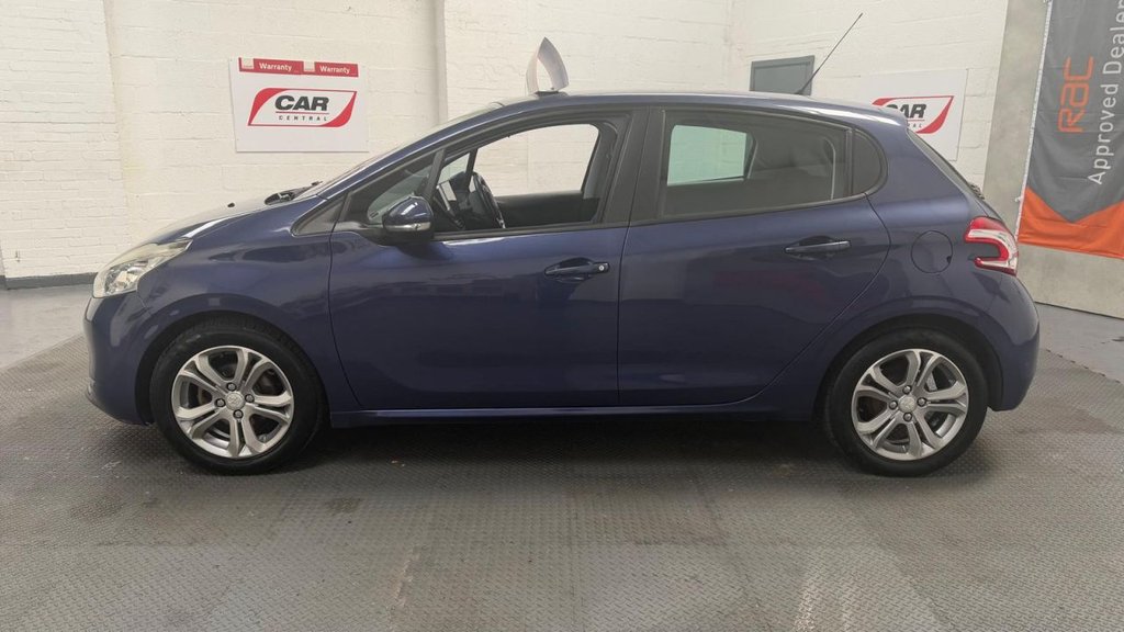 Used Peugeot 208 2013 for sale - 78167297: Photo 3