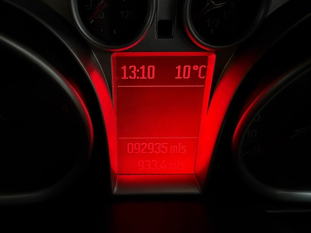 Used Ford Kuga 2012 for sale - 77133689: Photo 12