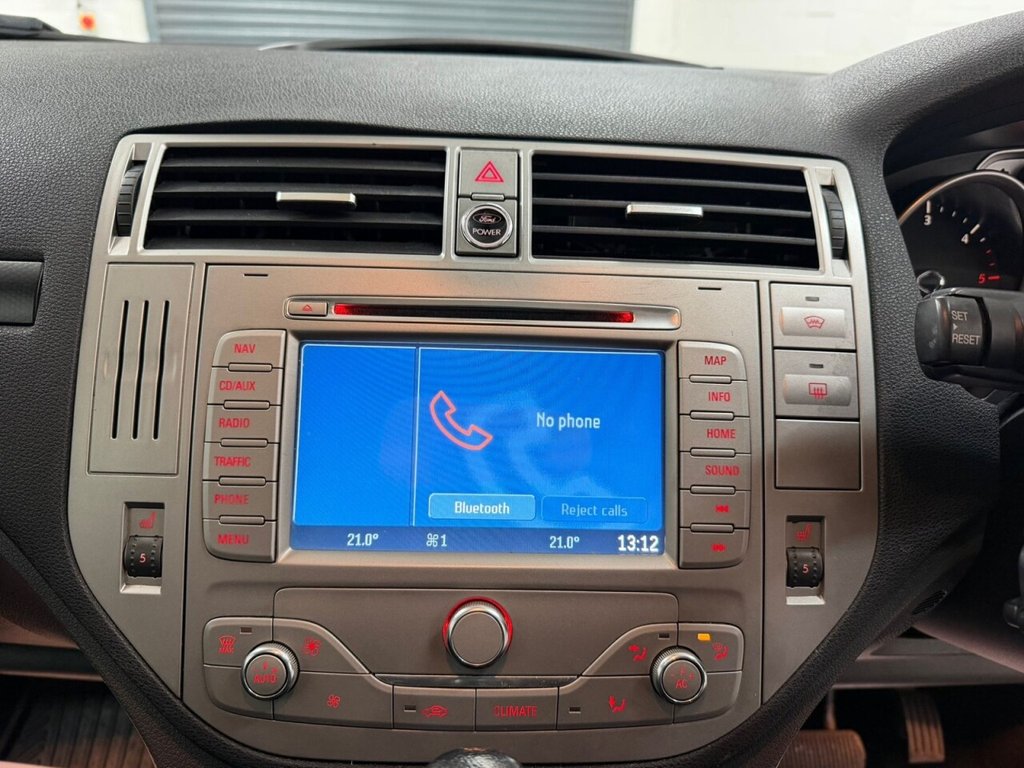 Used Ford Kuga 2012 for sale - 77133689: Photo 16