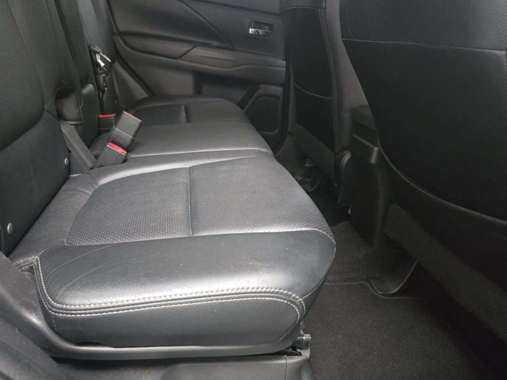 Used Mitsubishi Outlander 2013 for sale - 77920230: Photo 31