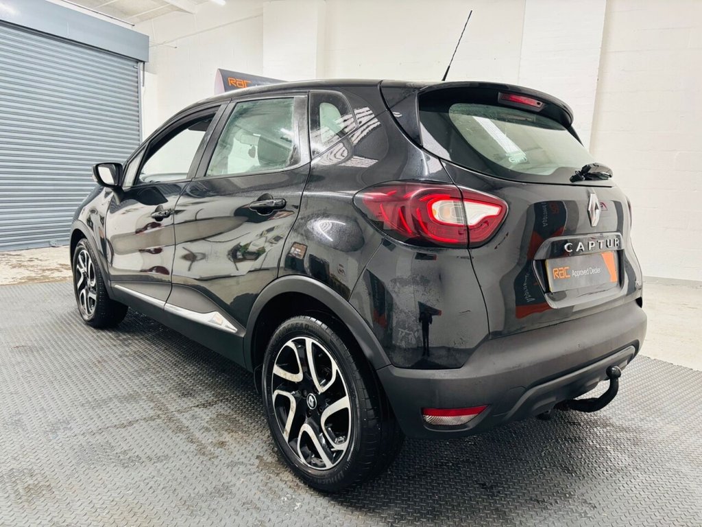 Used Renault Captur 2017 for sale - 76590789: Photo 4