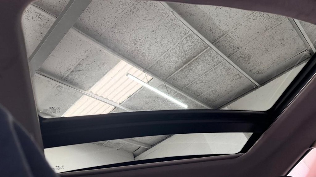 Used Hyundai Veloster 2013 for sale - 78069173: Photo 27