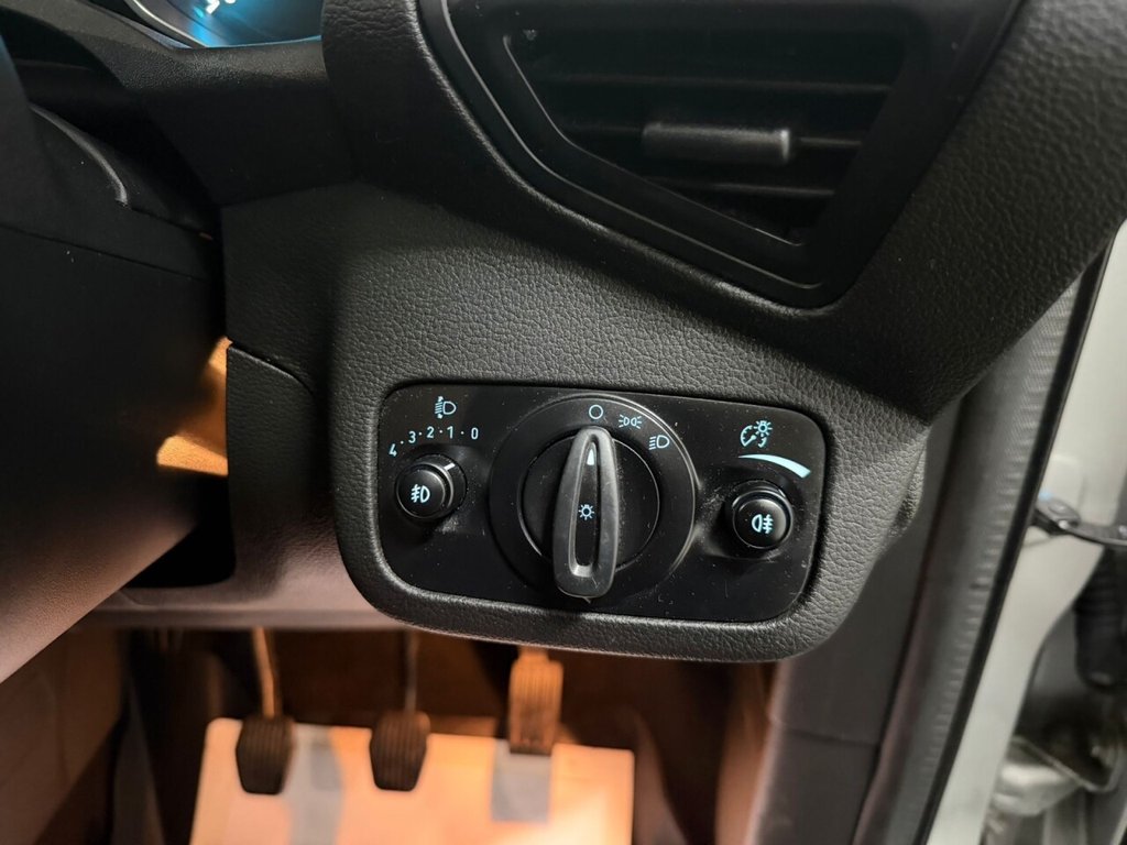 Used Ford Kuga 2017 for sale - 77038069: Photo 25