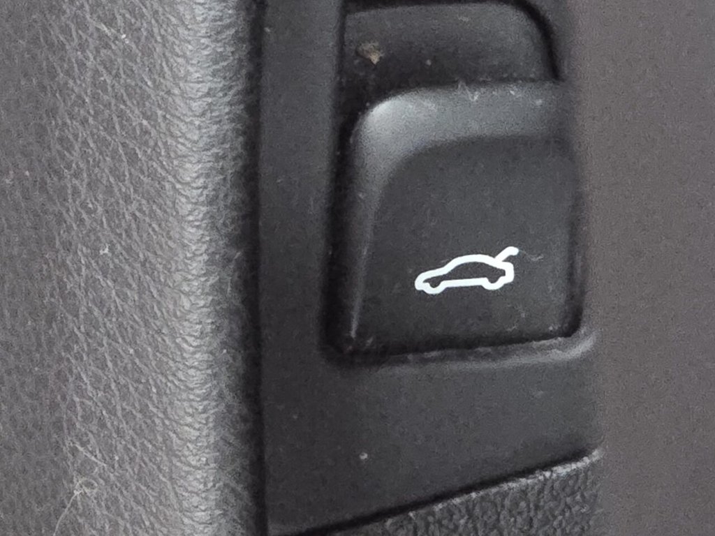 Used Audi Q3 2015 for sale - 77498641: Photo 27