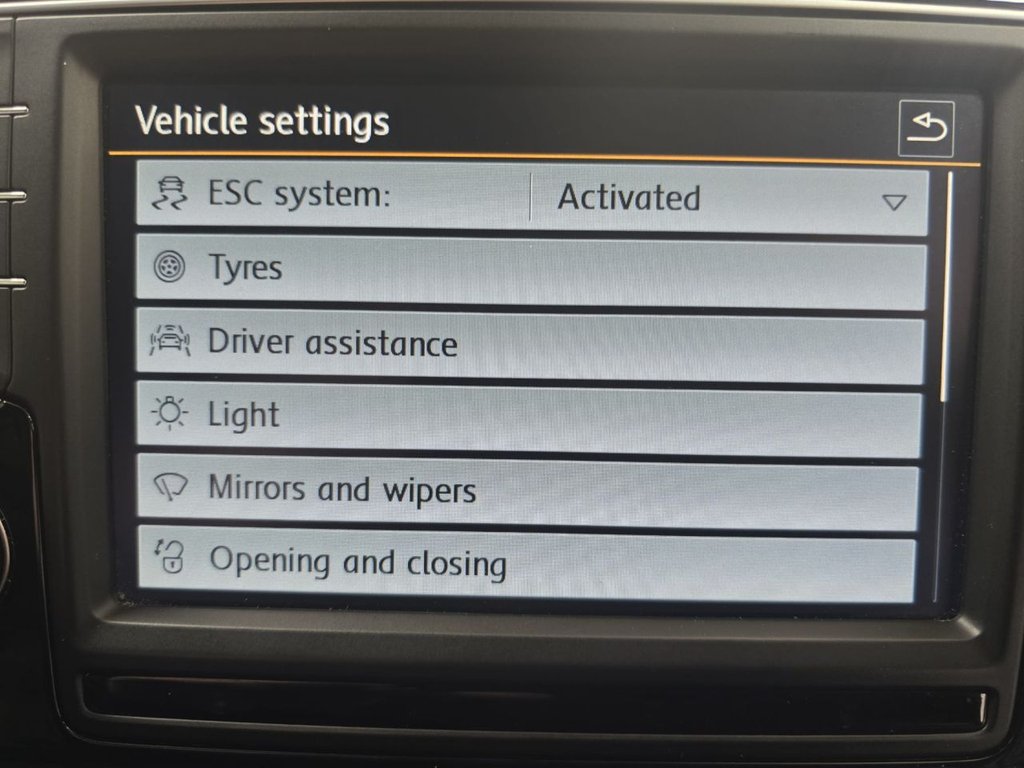 Used Volkswagen Polo 2016 for sale - 77749005: Photo 27