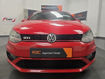 Used Volkswagen Polo 2016 for sale - 77749005: Photo