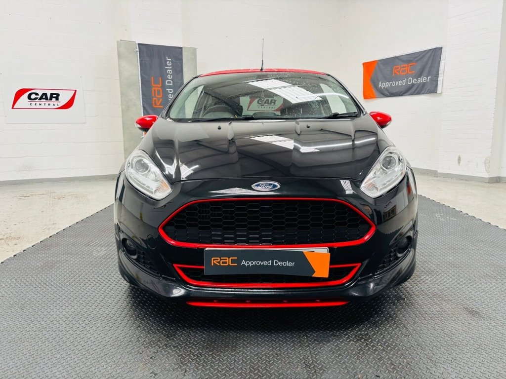 Used Ford Fiesta 2016 for sale - 76558536: Photo 2