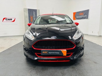 Used Ford Fiesta 2016 for sale - 76558536: Photo
