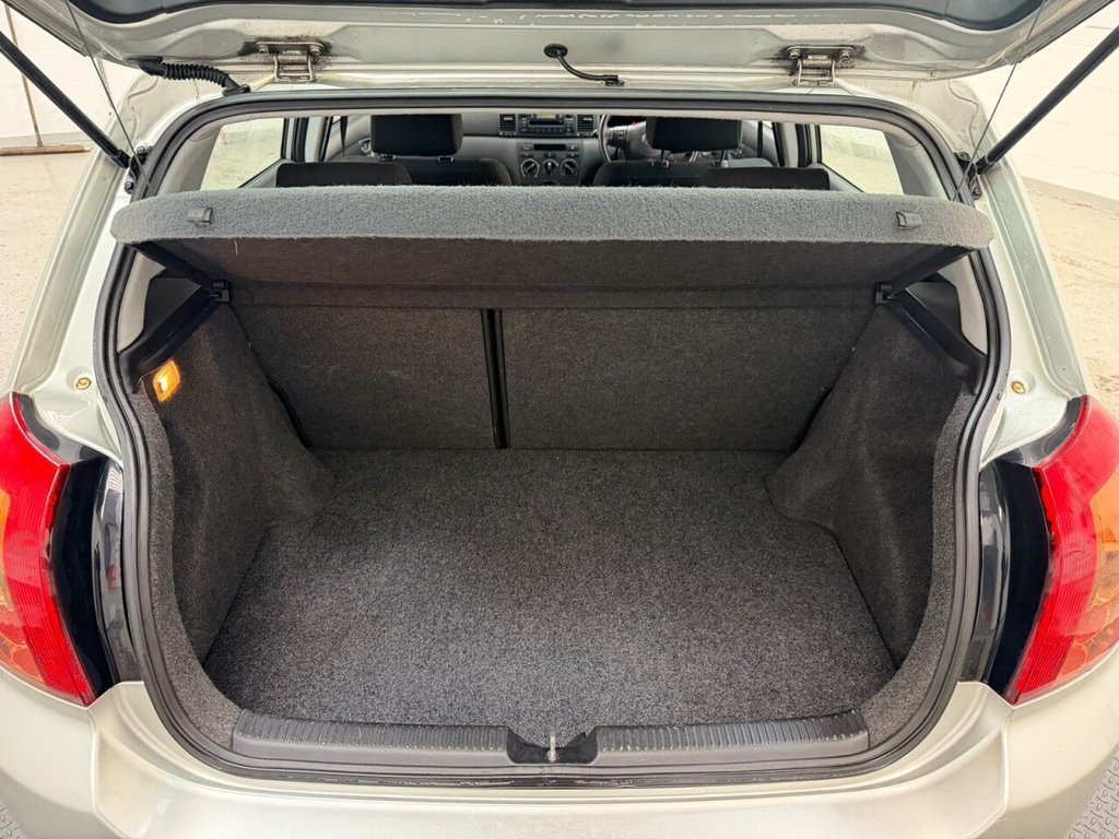 Used Toyota Corolla 2005 for sale - 77161821: Photo 17