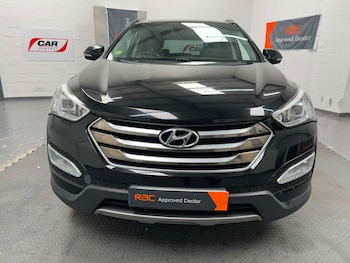 Used Hyundai Santa Fe 2015 for sale - 79420784: Photo