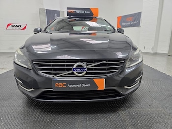 Used Volvo V60 2014 for sale - 77249946: Photo