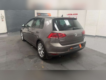 Used Volkswagen Golf 2015 for sale - 79069142: Photo