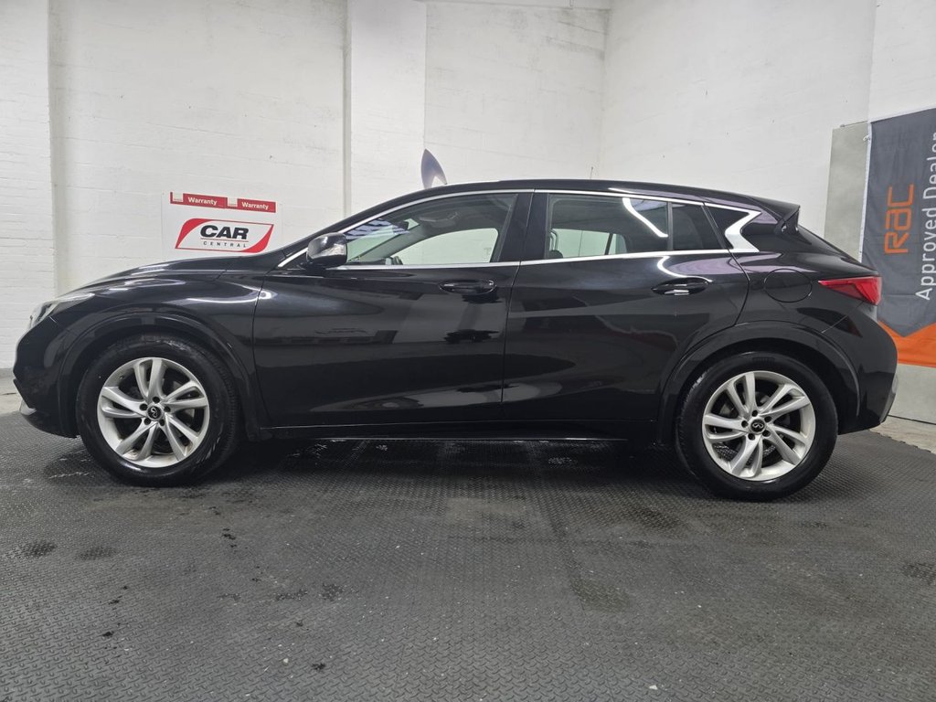 Used Infiniti Q30 2016 for sale - 77499458: Photo 3