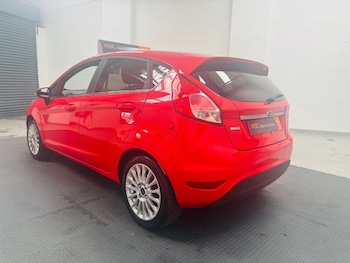 Used Ford Fiesta 2013 for sale - 75654321: Photo