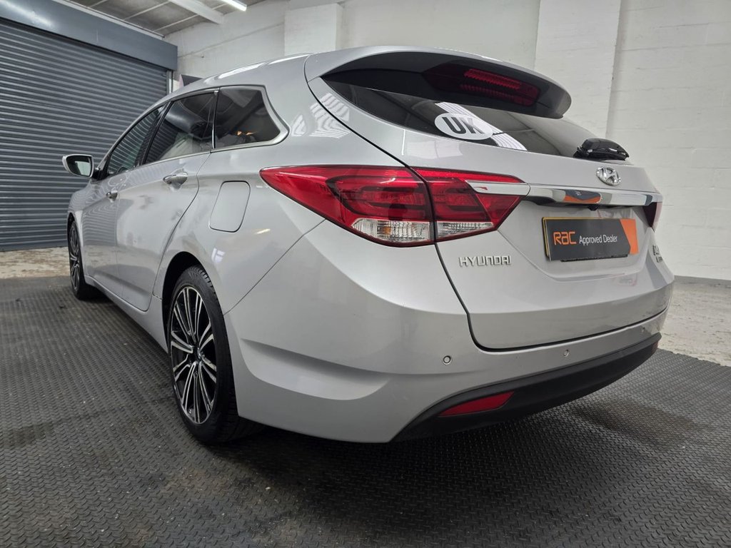 Used Hyundai i40 2015 for sale - 77328274: Photo 4