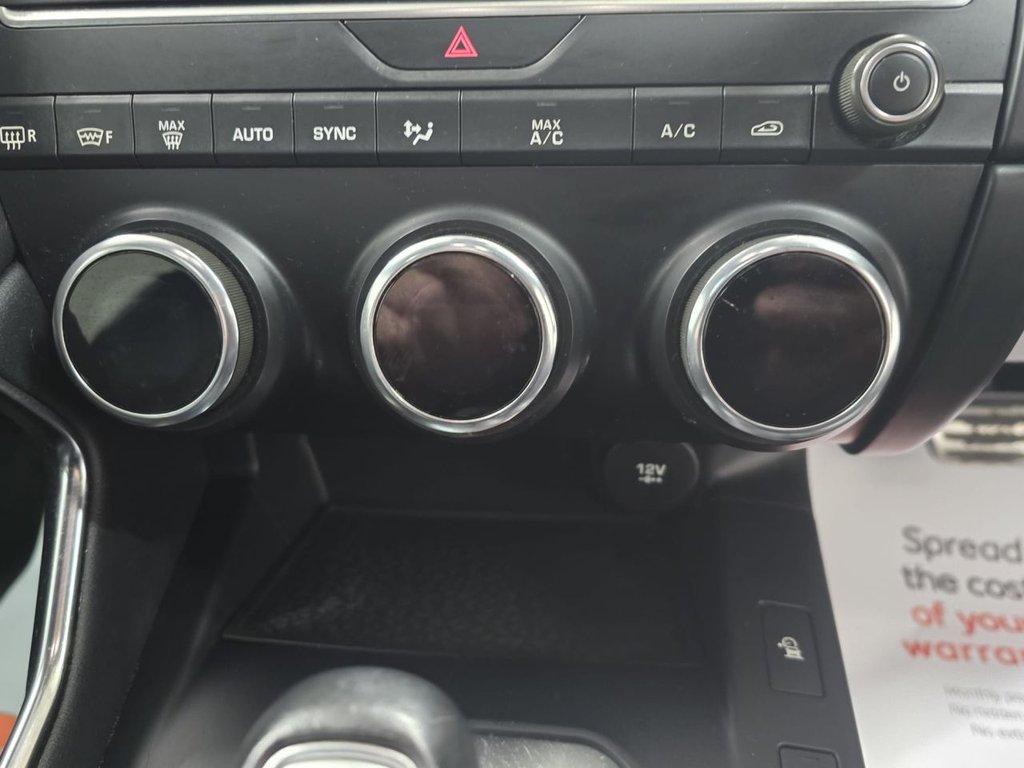 Used Jaguar E-Pace 2018 for sale - 77620991: Photo 15