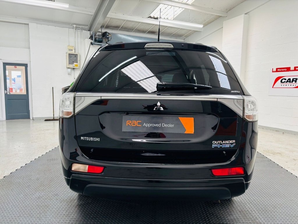 Used Mitsubishi Outlander 2015 for sale - 76617906: Photo 5