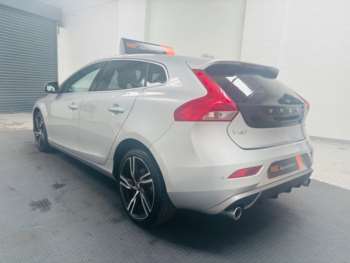 Used Volvo V40 2018 for sale - 75038022: Photo