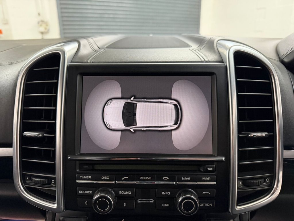 Used Porsche Cayenne 2011 for sale - 77007457: Photo 16