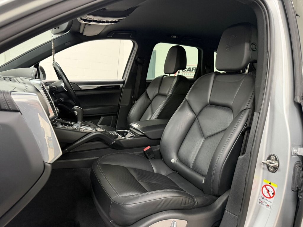 Used Porsche Cayenne 2011 for sale - 77007457: Photo 29