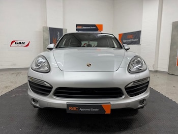 Used Porsche Cayenne 2011 for sale - 77007457: Photo