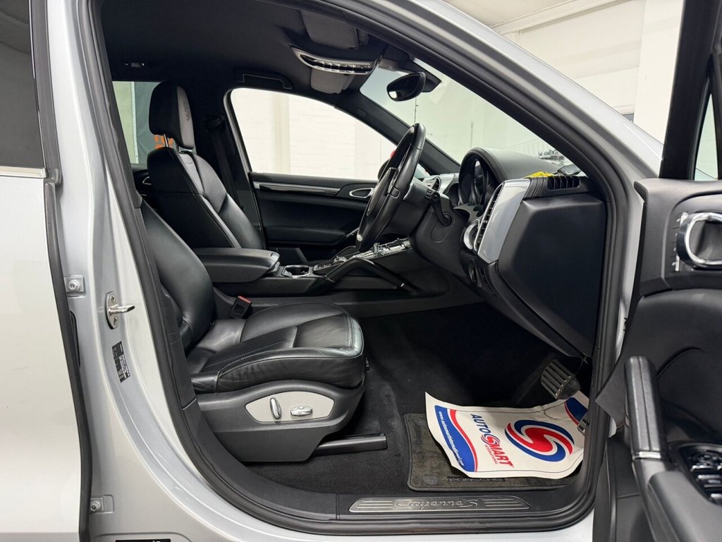 Used Porsche Cayenne 2011 for sale - 77007457: Photo 9