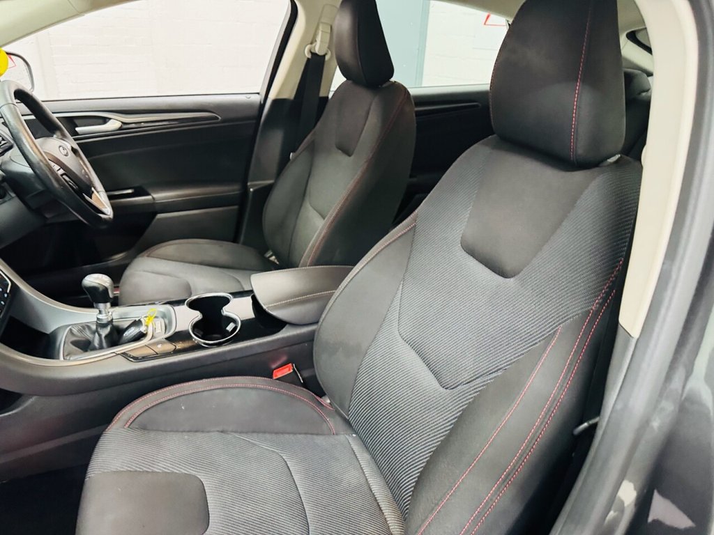 Used Ford Mondeo 2017 for sale - 76470120: Photo 29