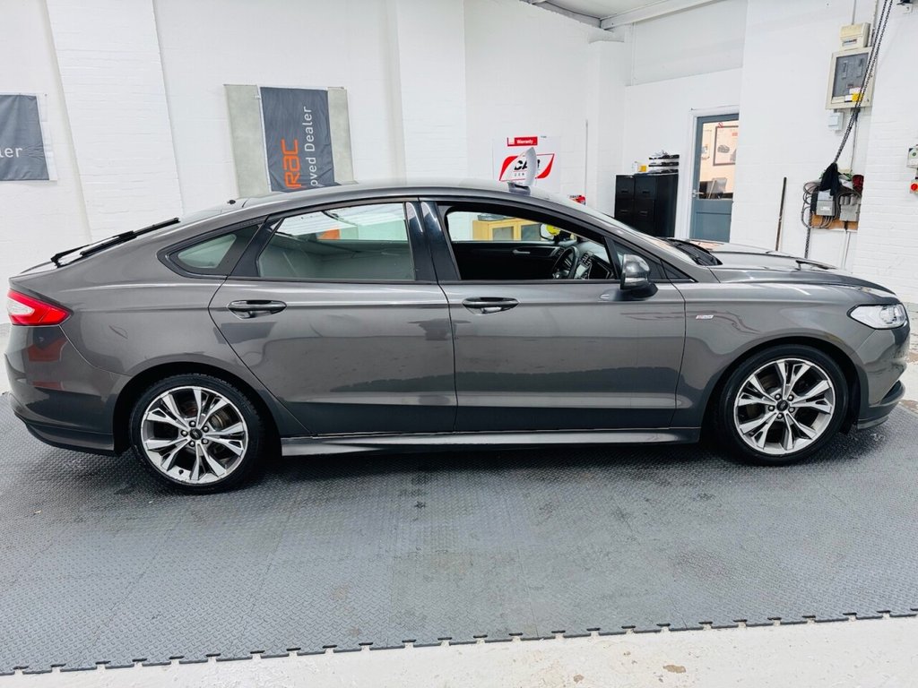 Used Ford Mondeo 2017 for sale - 76470120: Photo 8