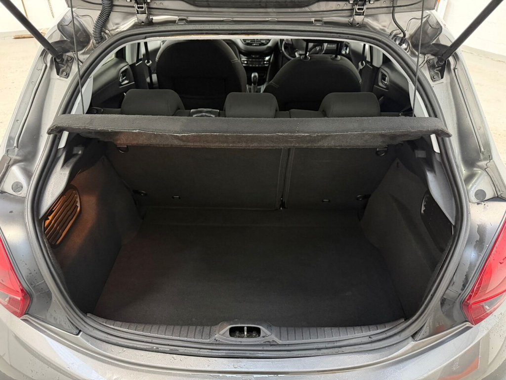 Used Peugeot 208 2018 for sale - 76751126: Photo 19