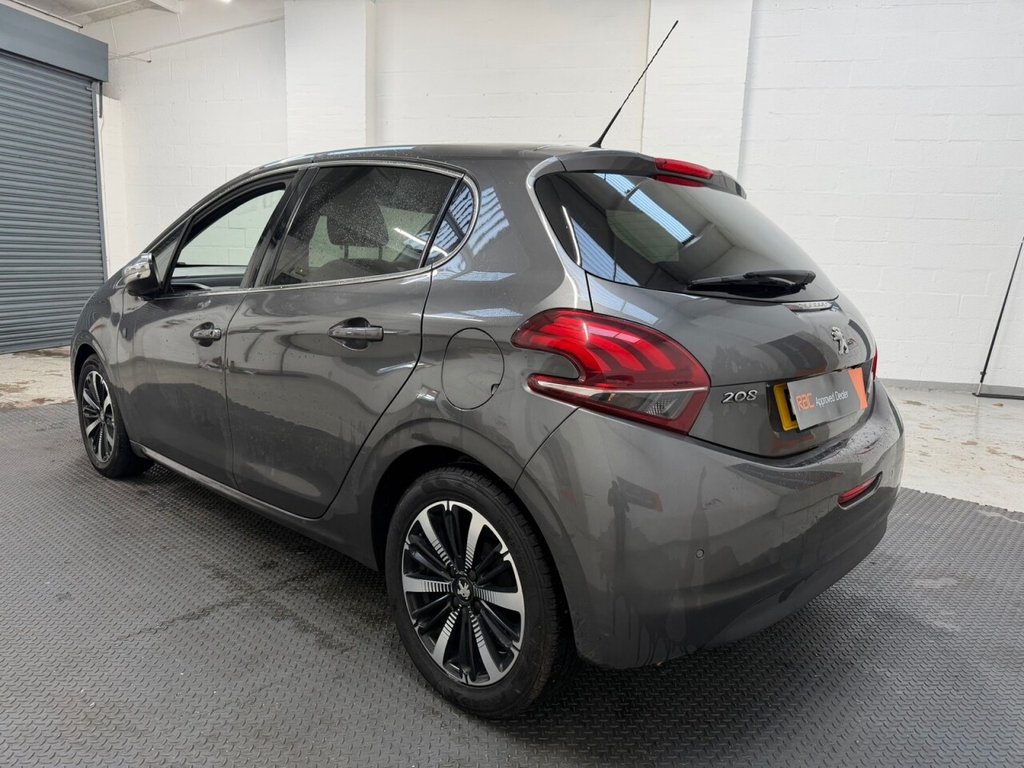 Used Peugeot 208 2018 for sale - 76751126: Photo 4
