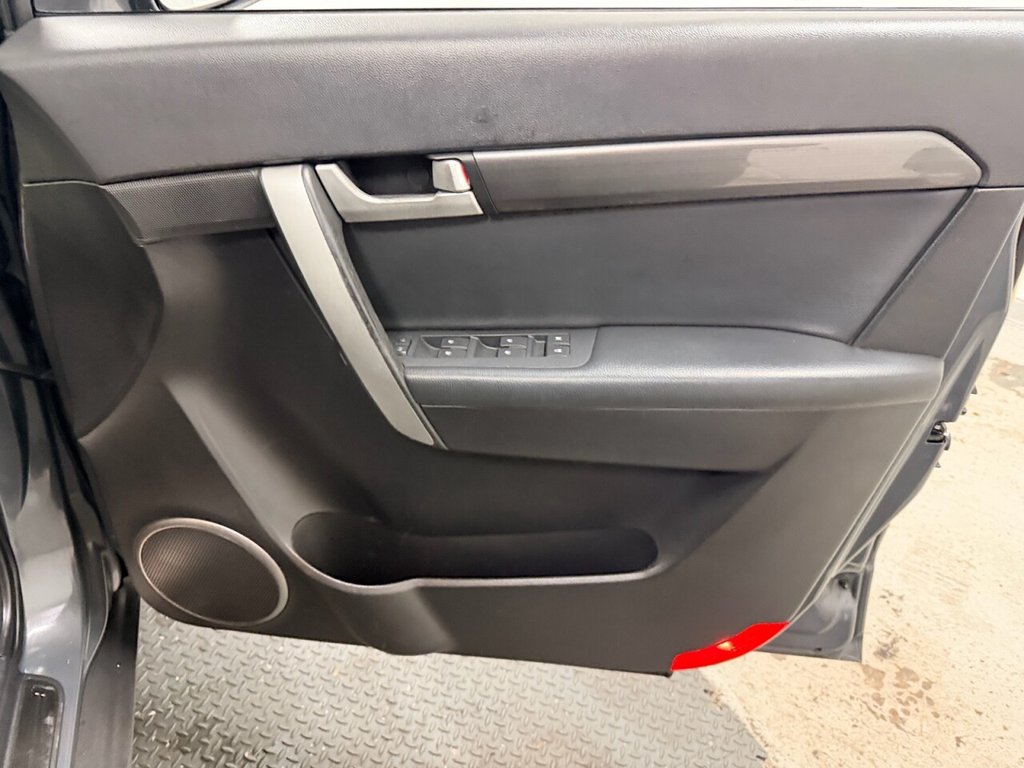 Used Chevrolet Captiva 2011 for sale - 77139685: Photo 10