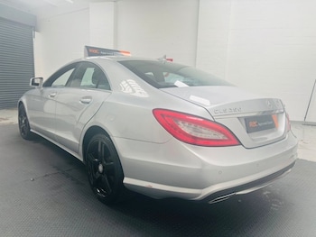 Used Mercedes-Benz CLS 2013 for sale - 75642610: Photo