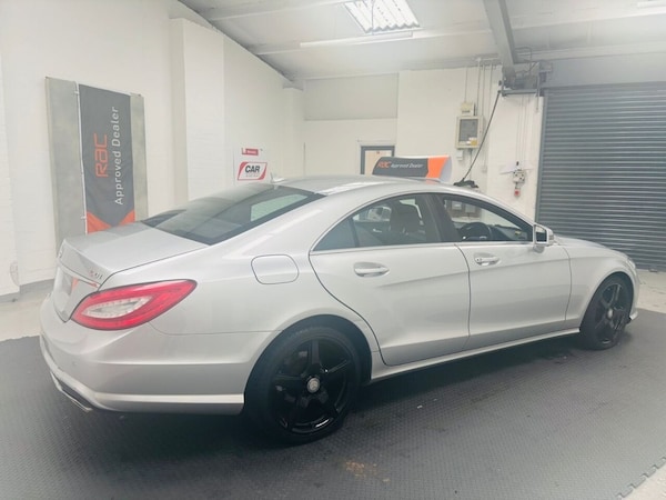 Used Mercedes-Benz CLS 2013 for sale - 75642610: Photo 6