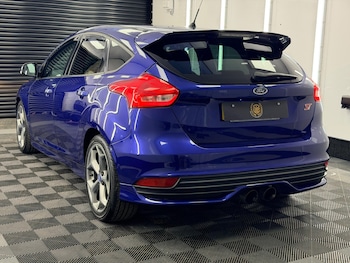 Used Ford Focus 2015 for sale - 79026052: Photo