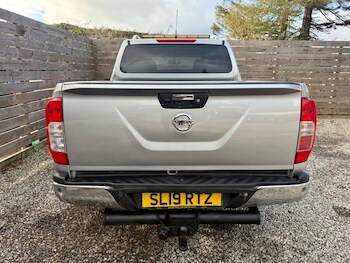 Used Nissan Navara 2019 for sale - 76469583: Photo