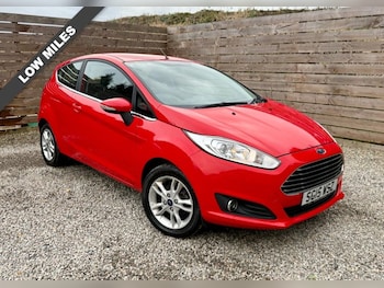 2015 (15) - 1.25 82 Zetec 3dr