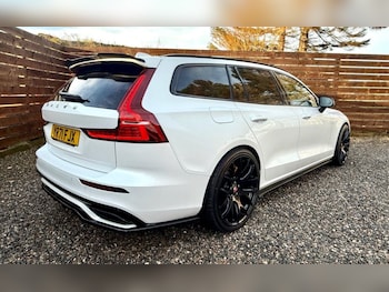 Used Volvo V60 2021 for sale - 77014503: Photo