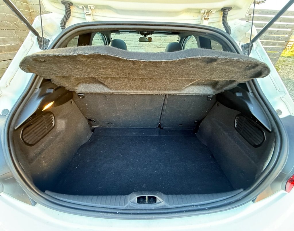 Used Peugeot 208 2018 for sale - 77693064: Photo 12