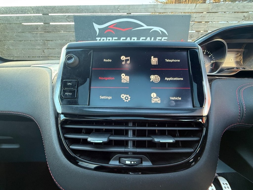 Used Peugeot 208 2018 for sale - 77693064: Photo 15