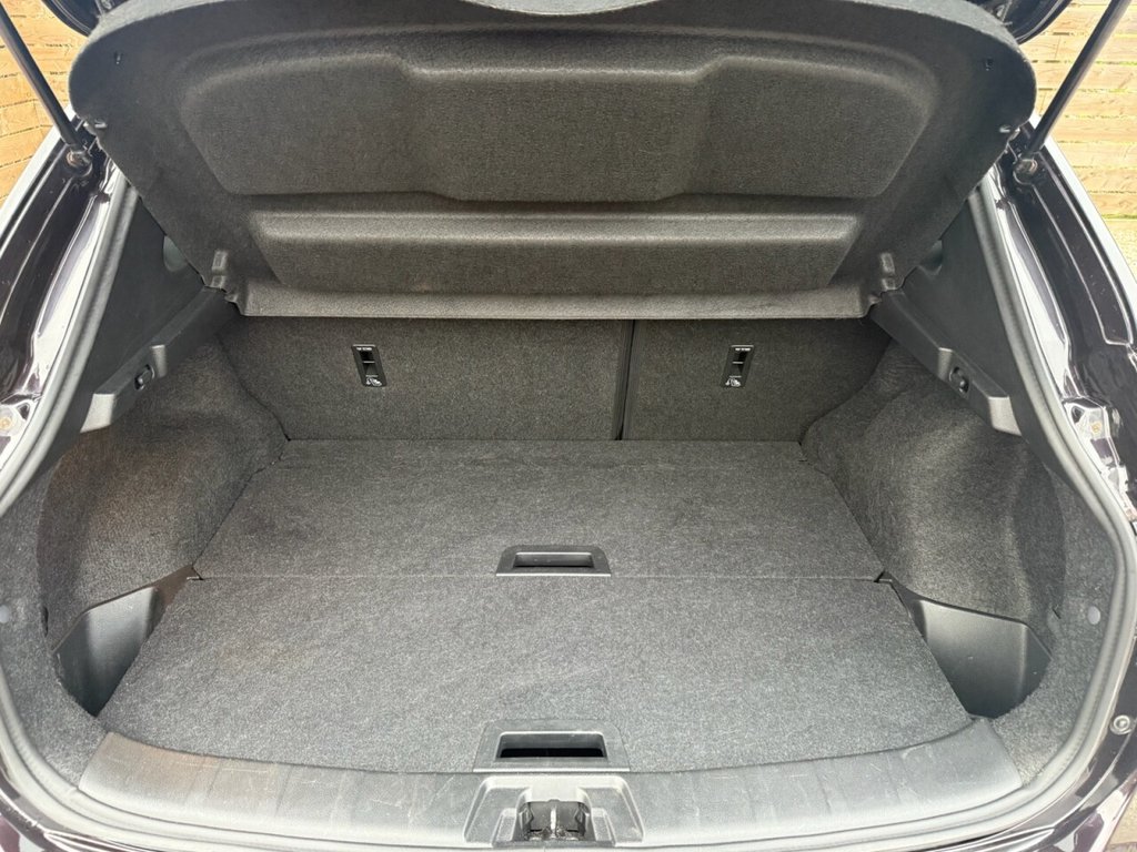 Used Nissan Qashqai 2016 for sale - 77667216: Photo 13