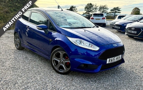 Used Ford Fiesta 2015 for sale - 76313210: Photo 1