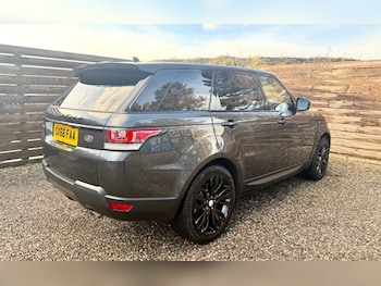 Used Land Rover Range Rover Sport 2016 for sale - 76724666: Photo