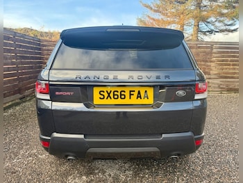Used Land Rover Range Rover Sport 2016 for sale - 76724666: Photo