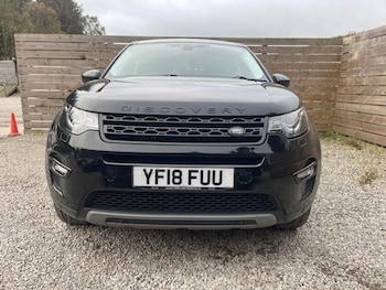 Used Land Rover Discovery Sport 2018 for sale - 76210808: Photo