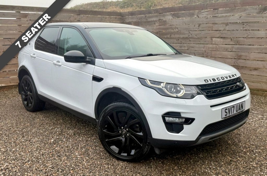 Used Land Rover Discovery Sport 2017 for sale - 76496645: Photo 1